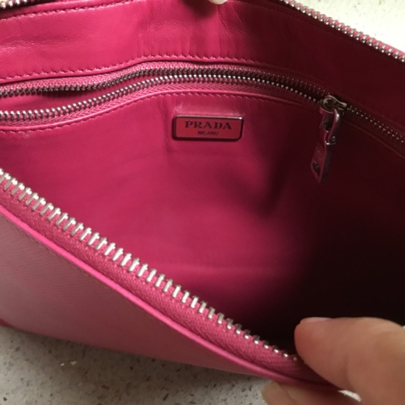 Saffiano leather pink Prada clutch - Picture 5 of 5